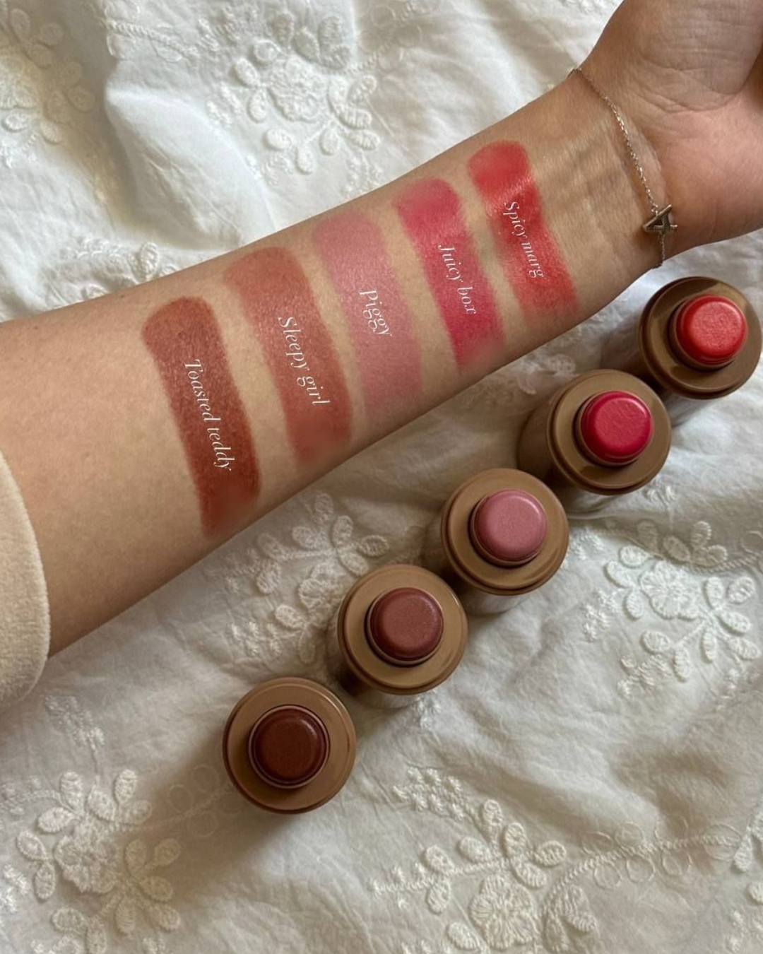 Rhode pocket blush
